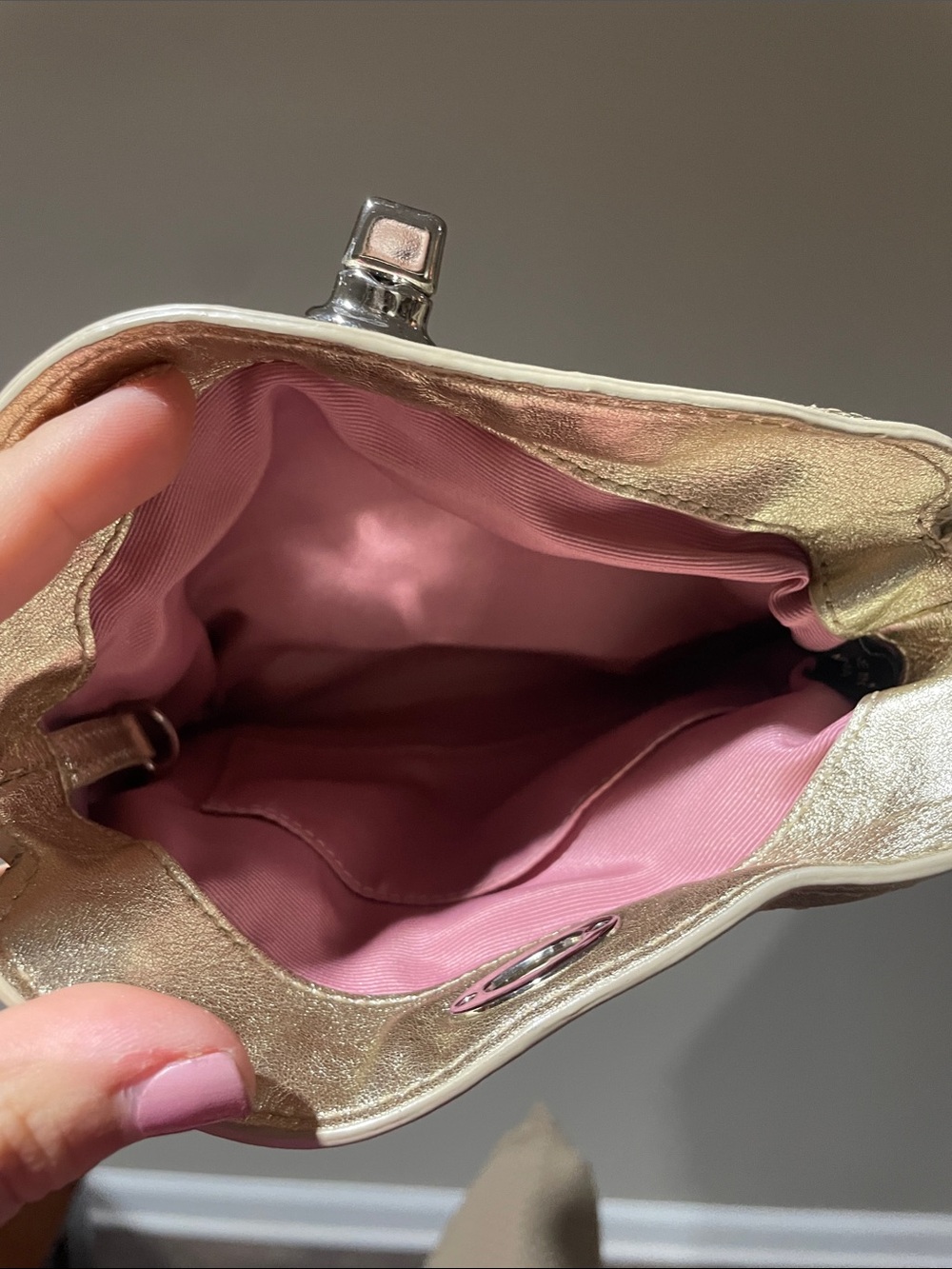 Coach Metallic Gold Signature Wristlet Clutch - Picture 5 of 5